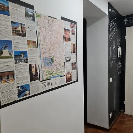 Homuse Apartment *